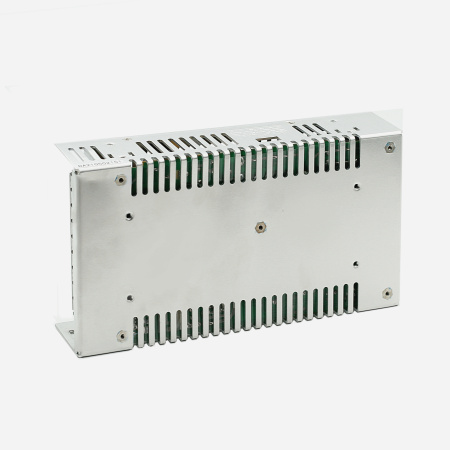 Источник питания INNOCONT. Вход: 220VAC, 2.5А, выход: 200W, 24VDC, 8.3A, -10 +50С, IP20 типы защиты: КЗ, перегрузка, перенапряжение SB-P-201-24